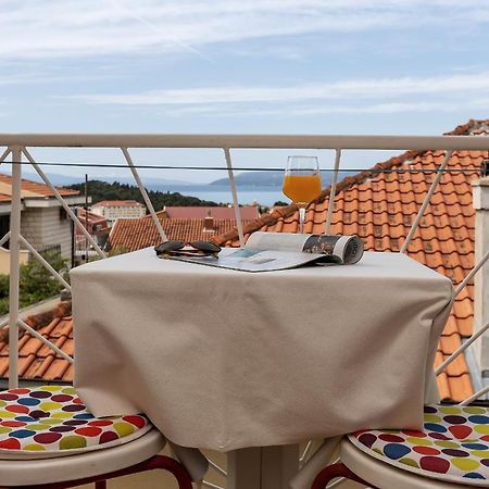 Apartment And Rooms Mila Makarska Ngoại thất bức ảnh