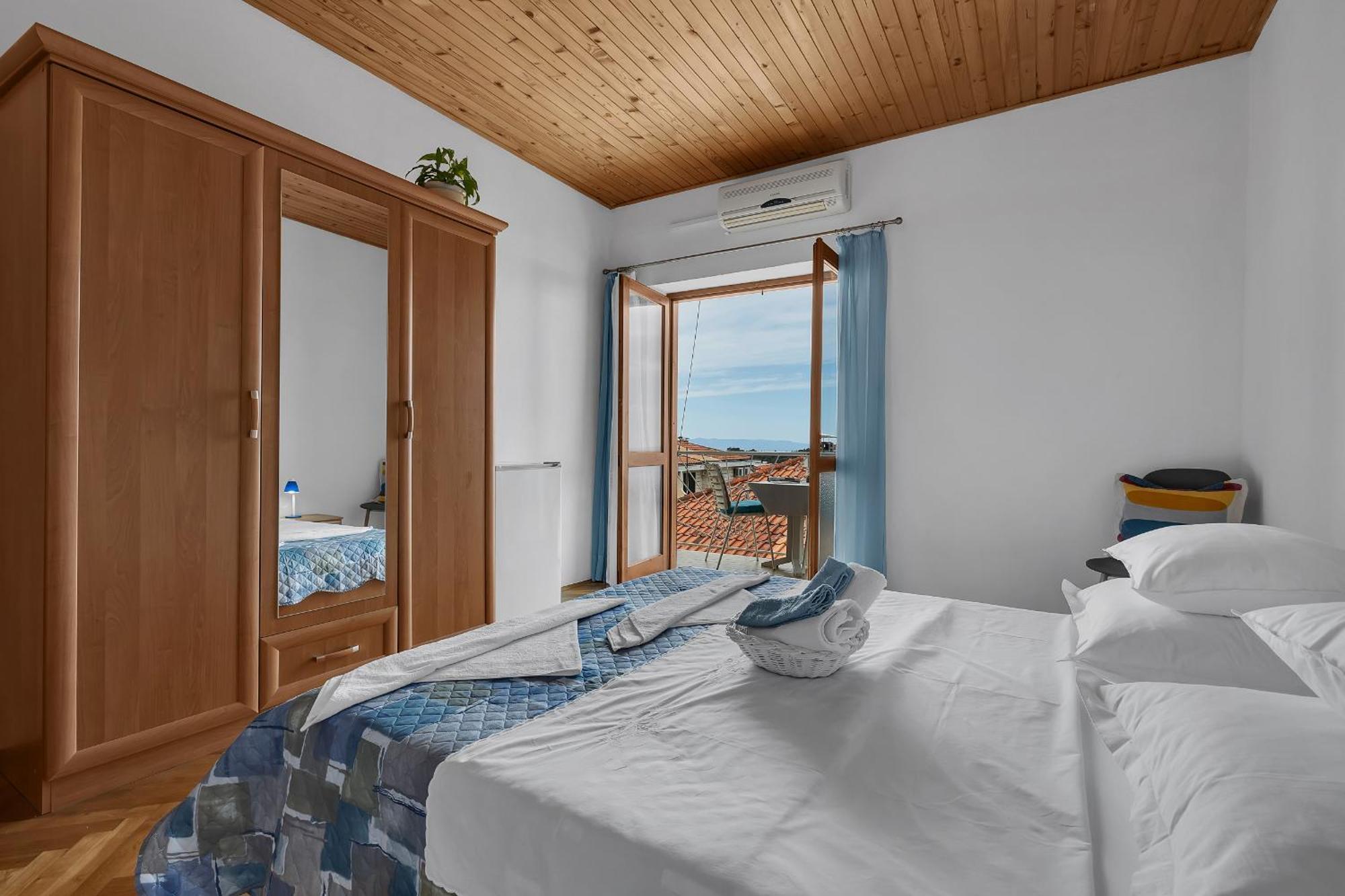 Apartment And Rooms Mila Makarska Ngoại thất bức ảnh