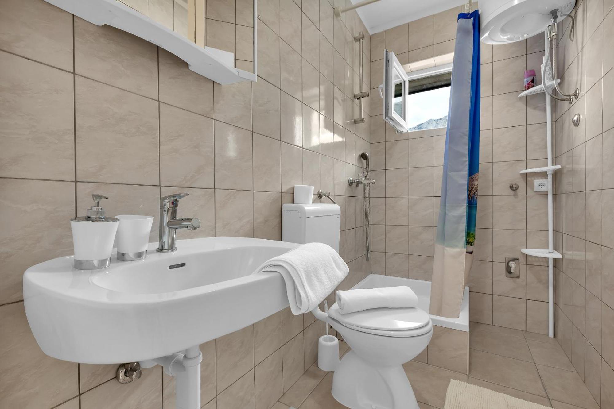 Apartment And Rooms Mila Makarska Ngoại thất bức ảnh