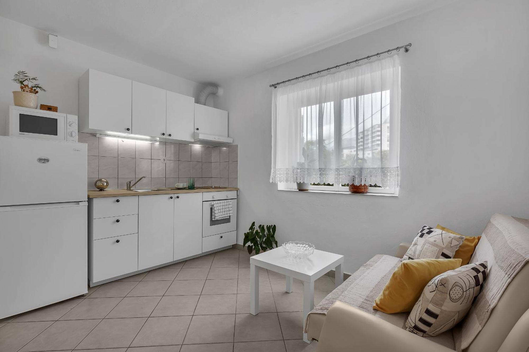 Apartment And Rooms Mila Makarska Ngoại thất bức ảnh