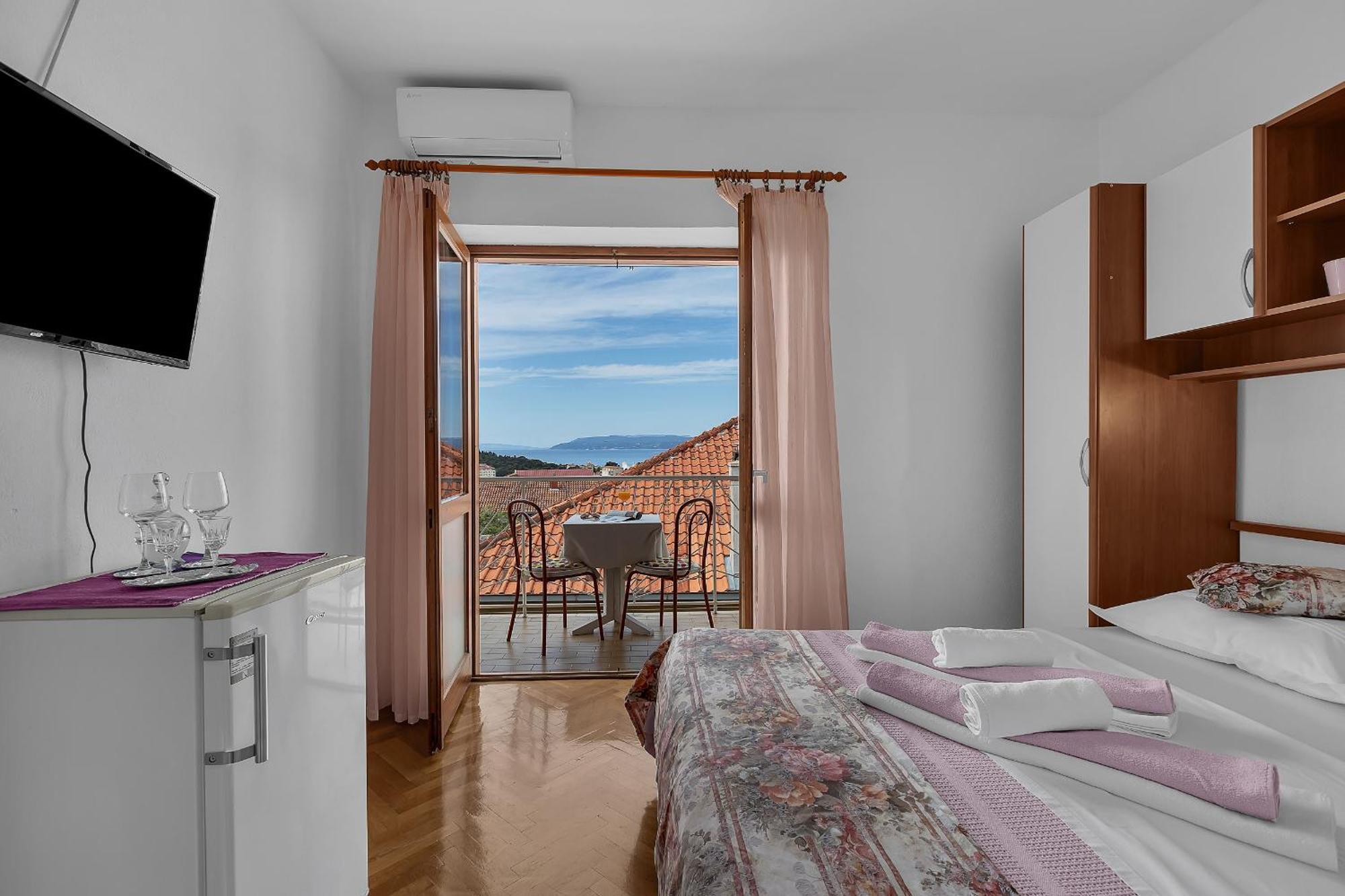 Apartment And Rooms Mila Makarska Ngoại thất bức ảnh